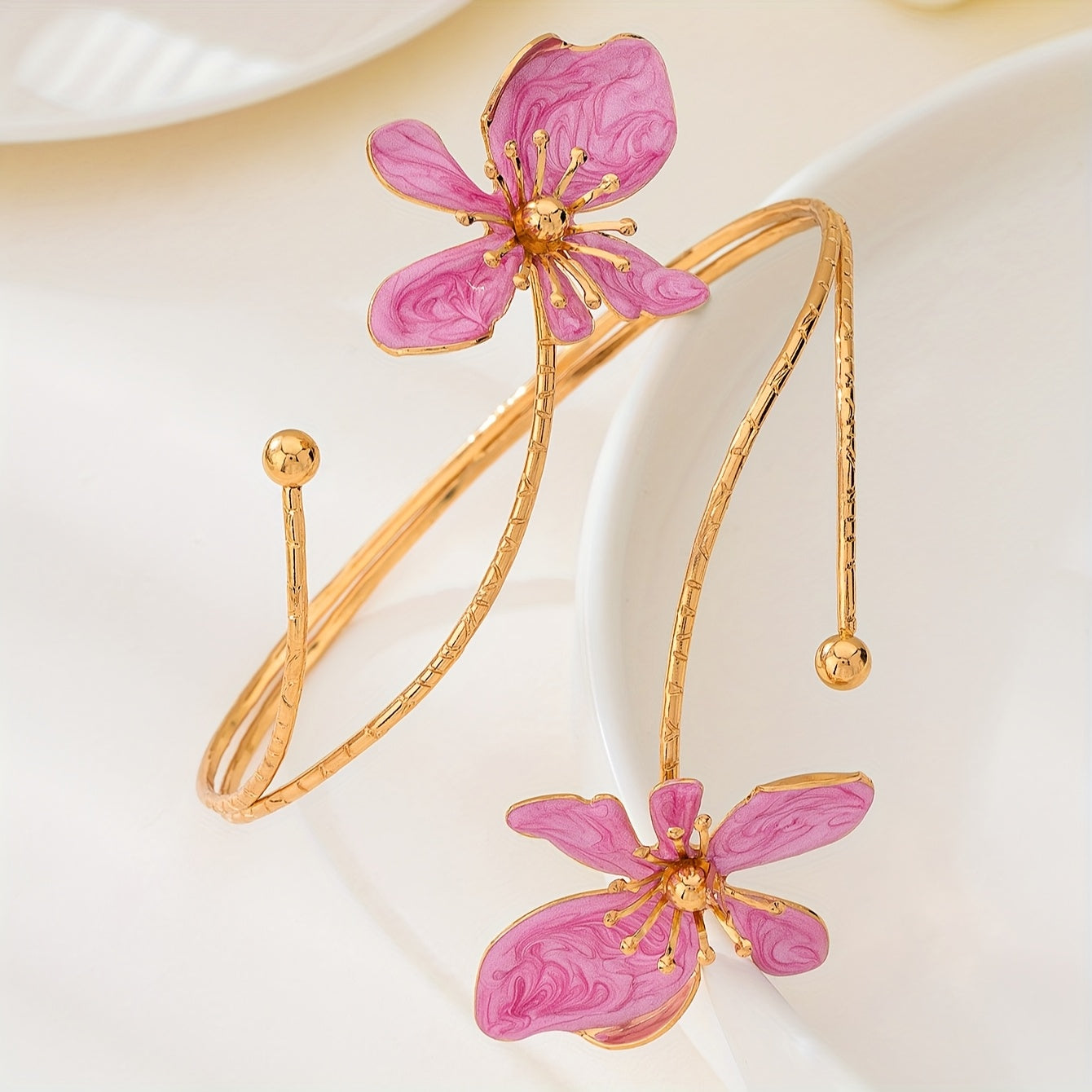 1pc Elegant & Sexy Floral Open Cuff Armlet - Iron Material, Perfect for Parties, Weddings, Summer Events, and Casual Outings - Ideal Gift for Friends & Family, Floral Armlet